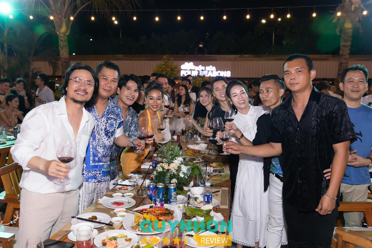 Bốn Mùa - Four Seasons nhà hàng nổi tiếng tại Quy Nhơn