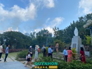 Mộ Hàn Mặc Tử là địa danh nổi tiếng tại Quy Nhơn