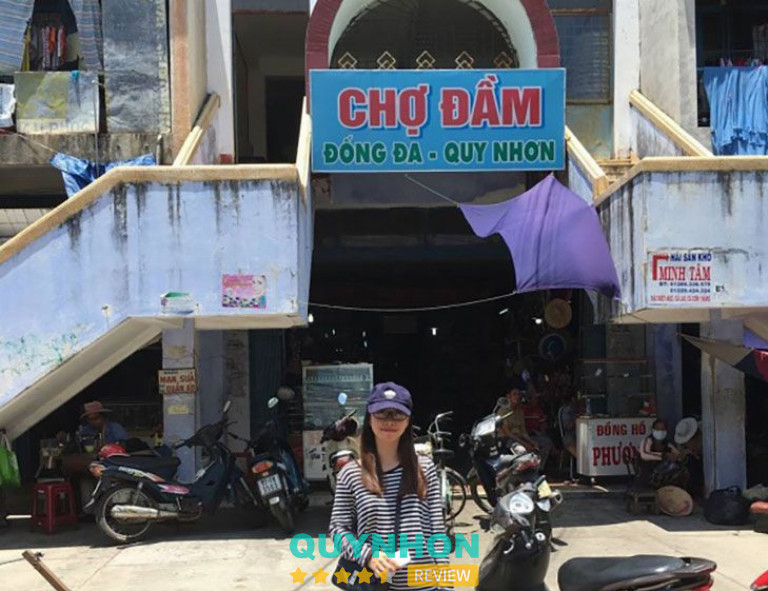 Chợ Đầm được xây dựng vào năm 1994
