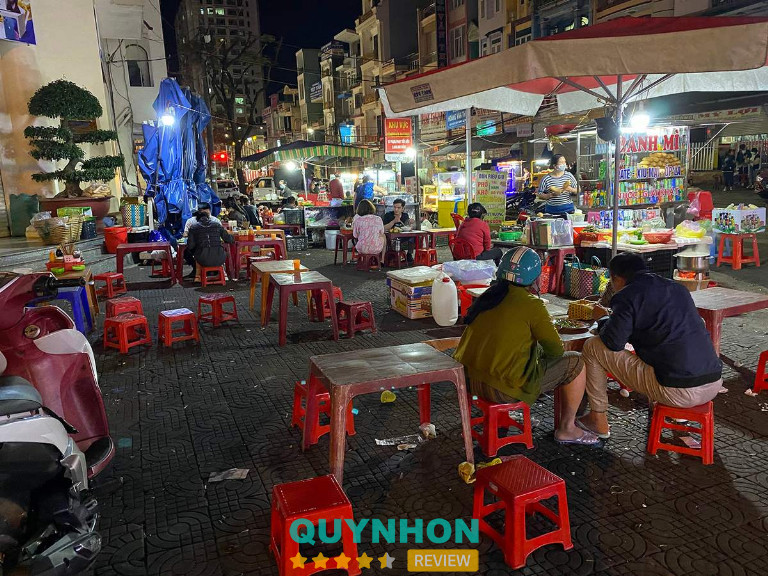 Chợ đêm Gia Lai 