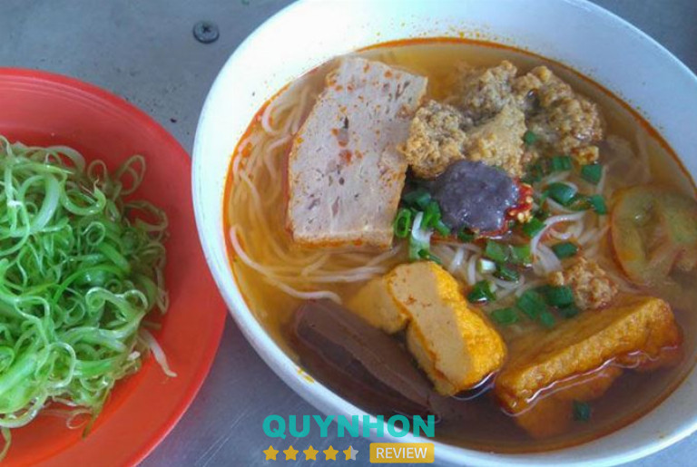 Bún riêu giò Vũ 