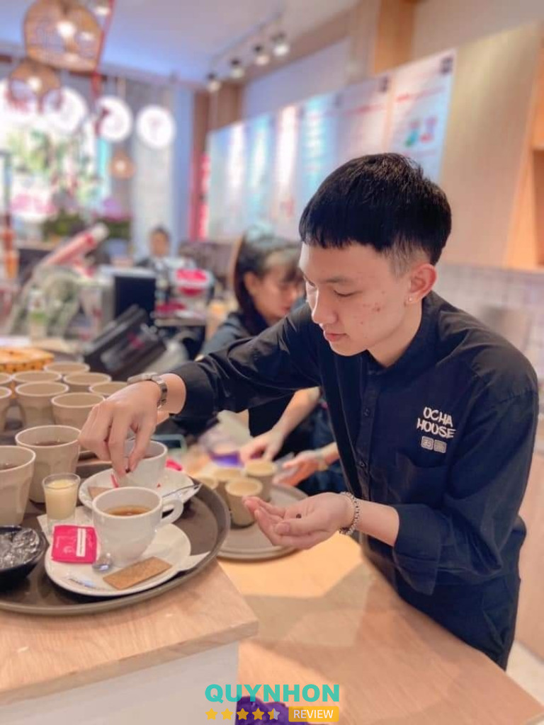 Dịch vụ & Chất lượng phục vụ