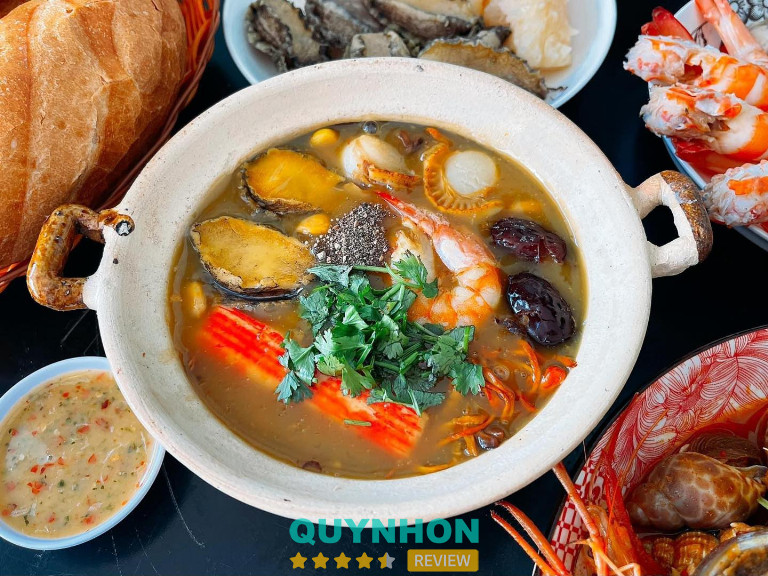 Bánh canh Quán Ông Mạnh – 103 Đinh Tiên Hoàng