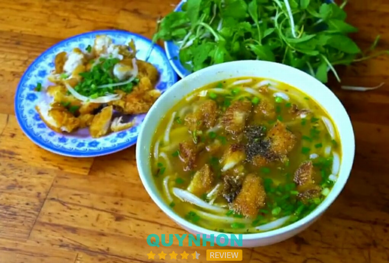Quán bánh canh ngon tại Pleiku