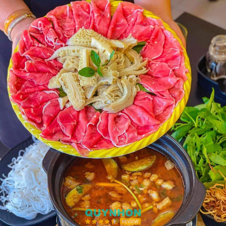 Lẩu nướng NynaNyna – 14 Trần Đăng Phong