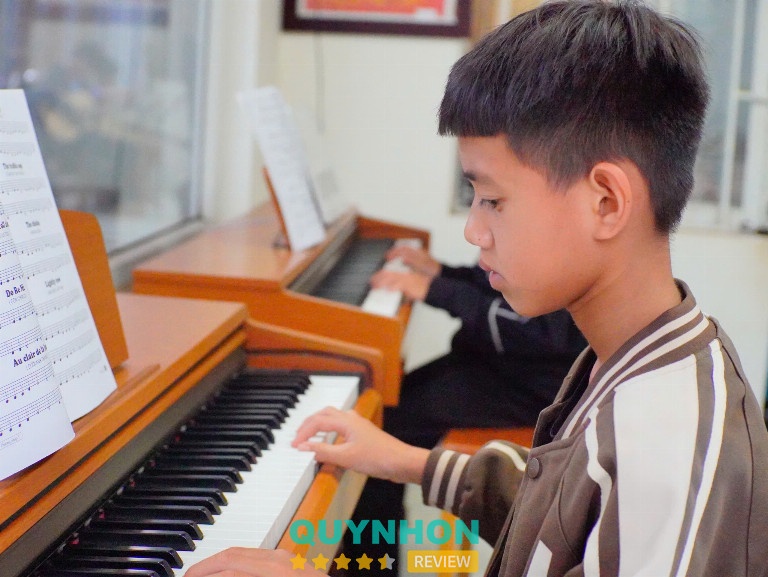 Lớp Nhạc Họa T&T - Pleiku