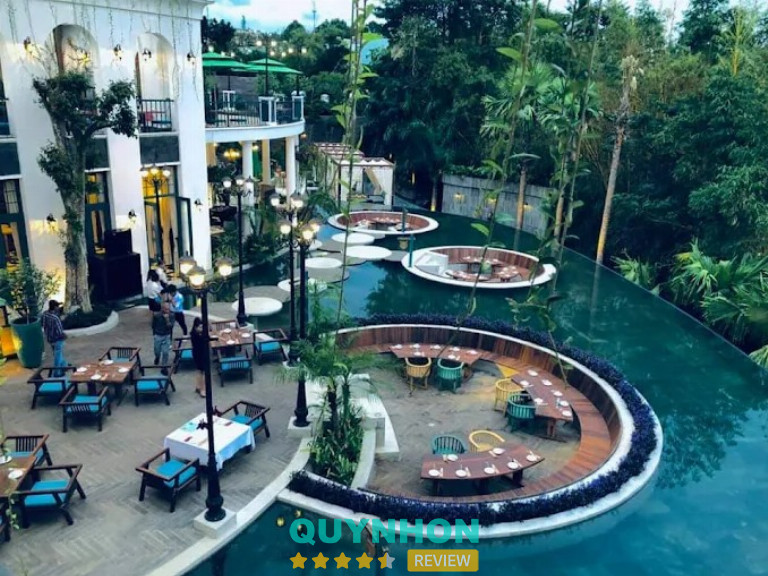 Nhà hàng Ý Thiếp – 218 Quyết Tiến 