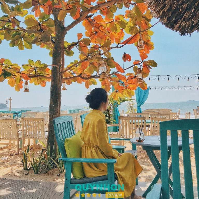 Surf Bar - Bãi Biển Xuân Diệu 