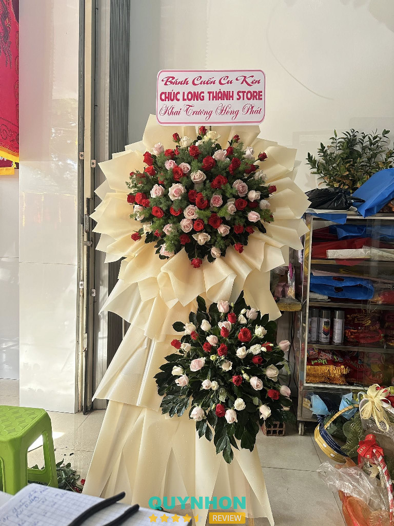 hoa khai trương ở Pleiku