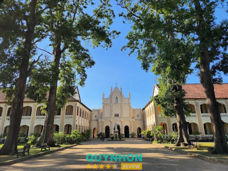 Nhà thờ Làng Sông - Tuy Phước