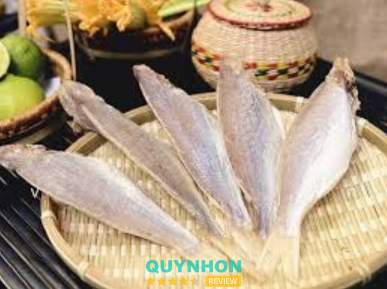 Xứ Nẫu’s Food - Ngã Ba Phú Tài