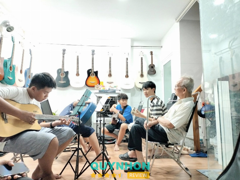 dạy đàn guitar ở Quy Nhơn