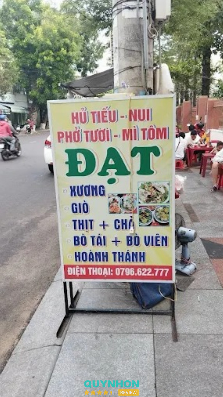 Hủ Tiếu Đạt - 79 Lê Hồng Phong
