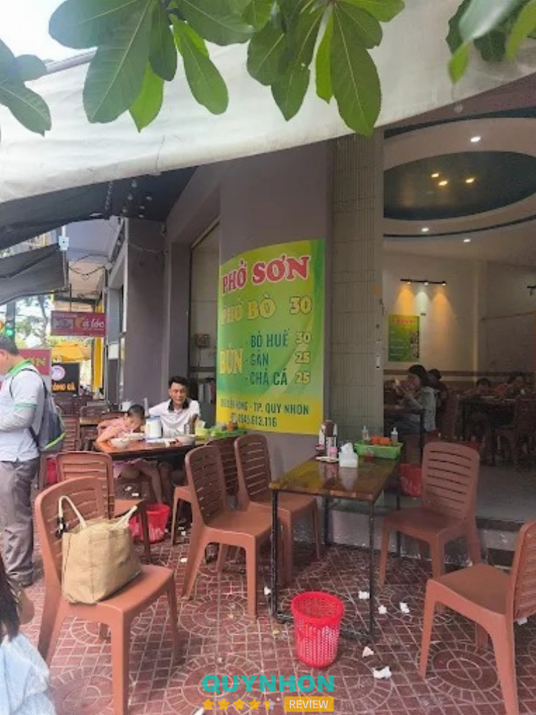 Phở Sơn - 260 Diên Hồng