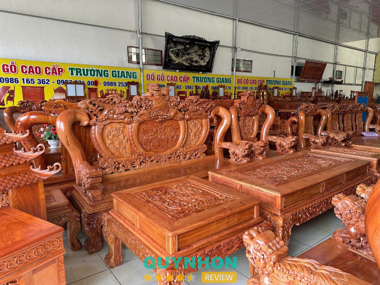 Cửa hàng đồ gỗ ở Gia Lai