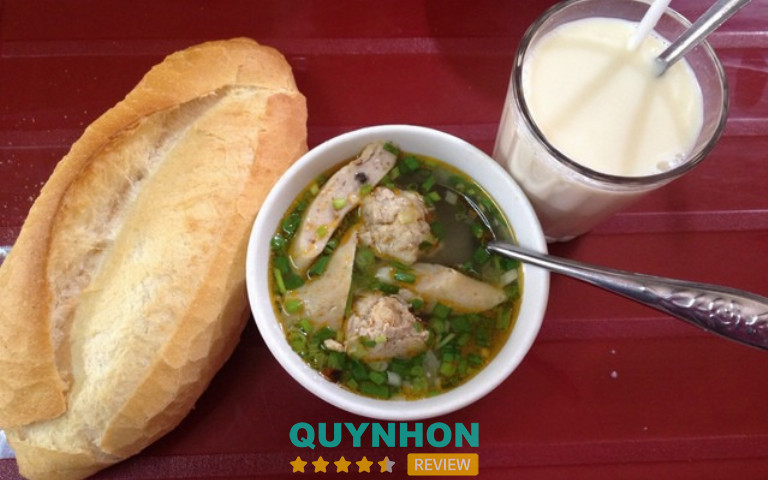 Bánh Mì Xíu Mại Cá - 380 Nguyễn Thái Học