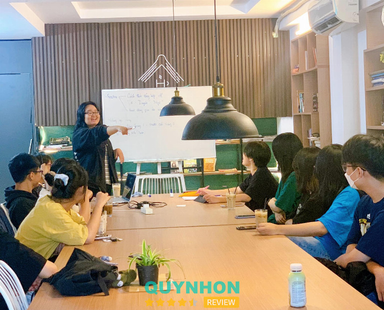 Hodo’s House – Book Coffee & Homestay - 172 Tây Sơn