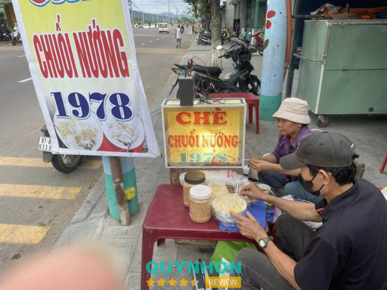 Chè Chuối Nướng Cầu Đôi - Trần Hưng Đạo