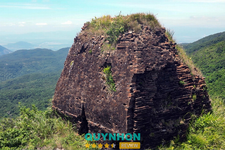 Tháp Cổ Hòn Chuông - Phù Cát