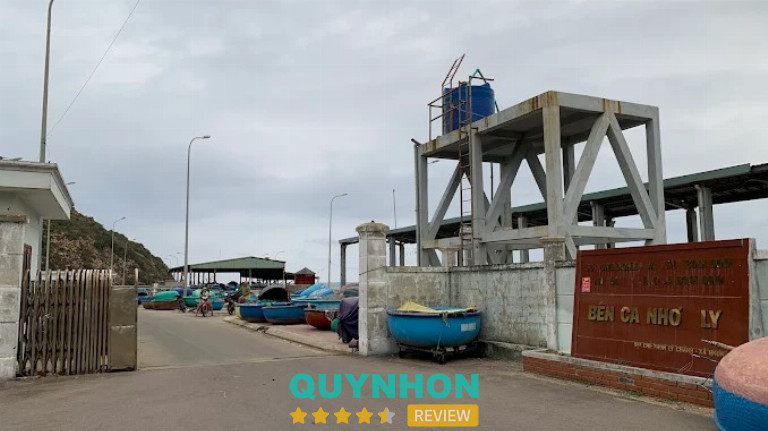 Cảng Cá Nhơn Lý - Quy Nhơn 