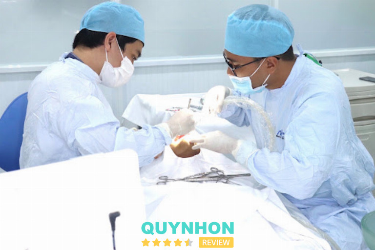 Bác sĩ Implant tại Bệnh Viện Răng Hàm Mặt Sài Gòn có hơn 10 năm kinh nghiệm